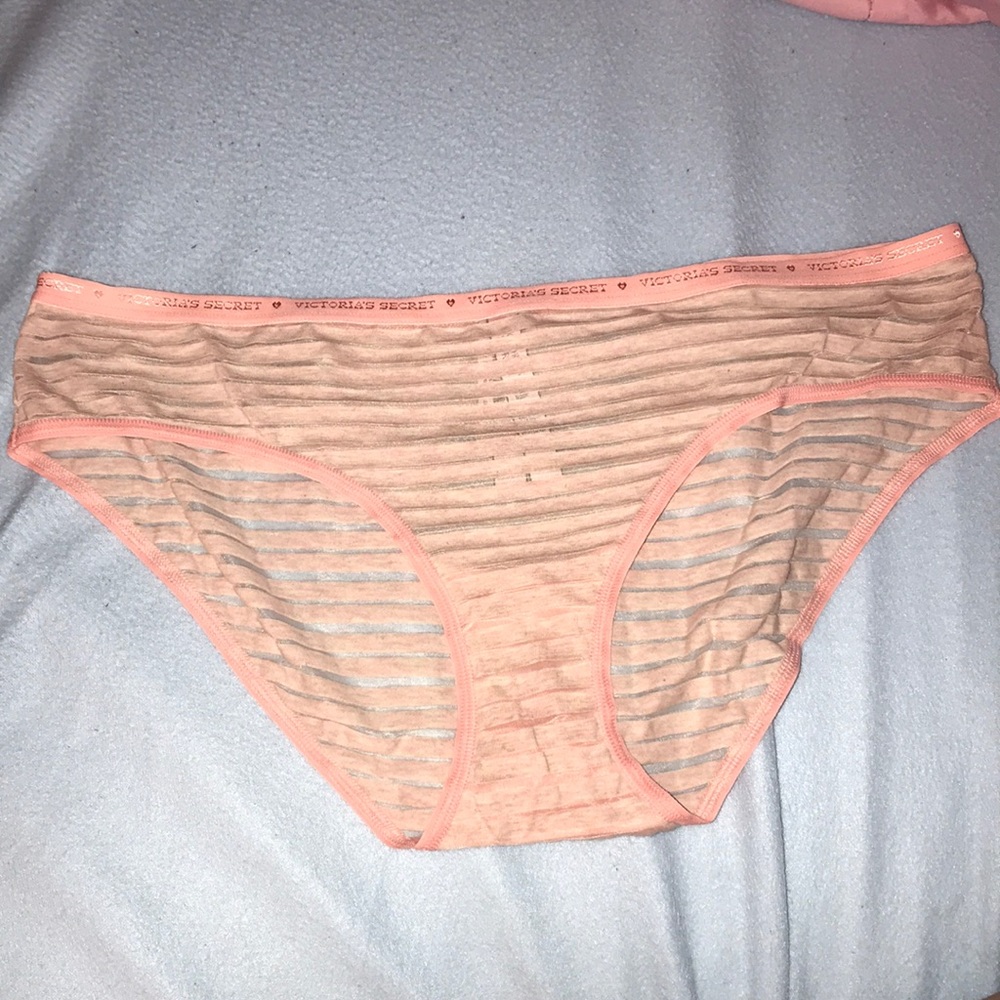 Victoria’s Secret Hiphugger Panty